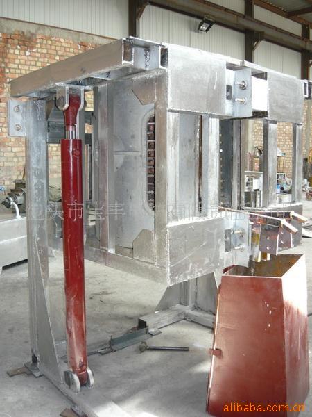 宝丰研发制造2011A节能中频电源感应熔炼废钢铁铸造工业炉